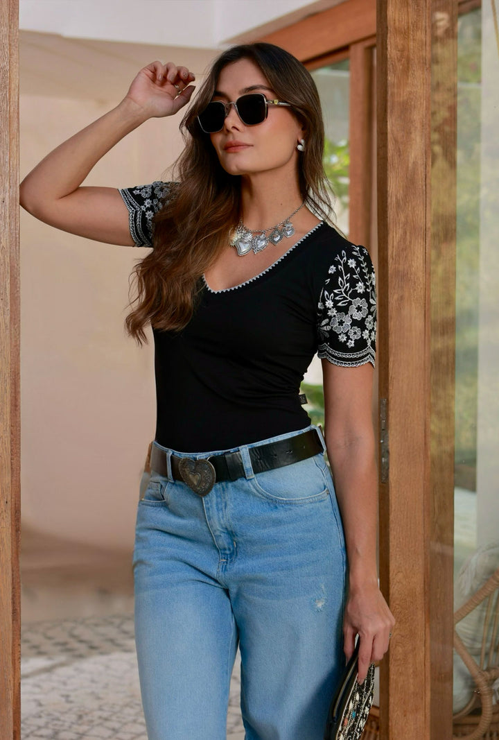 Blusa Julia Negra